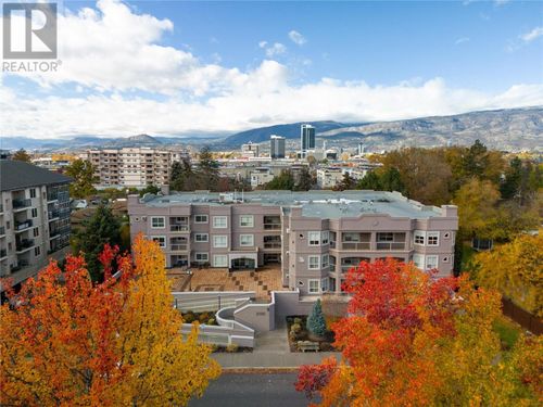 102-2130 Vasile Rd, Kelowna, BC, V1Y6H5 | Card Image