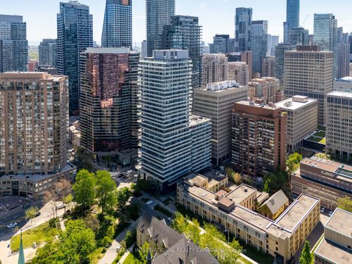 316-57 St Joseph St, Toronto, ON, M5S0C5 | Card Image