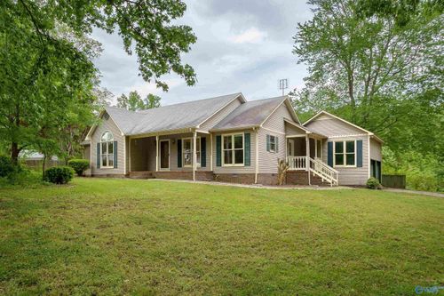 9206 Barker Rd, Athens, AL, 35614-4119 | Card Image