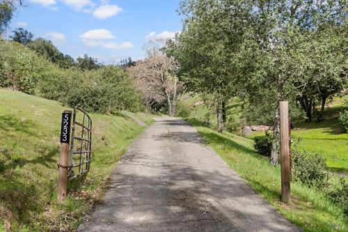 5233 Winter Creek Rd, Santa Rosa, CA, 95404-6405 | Card Image