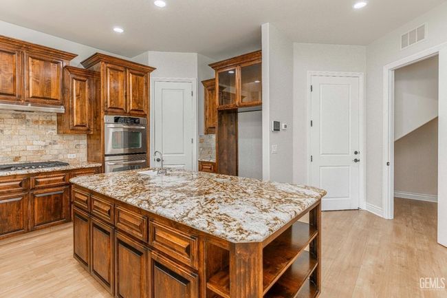 2416 Edingal Dr, House other with 4 bedrooms, 3 bathrooms and null parking in Bakersfield CA | Image 15