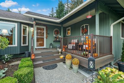 Entry & Front Porch | Image 1