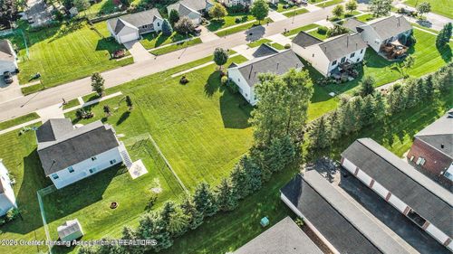 974 Franklin Farm Drive, Mason, MI, 48854 | Card Image