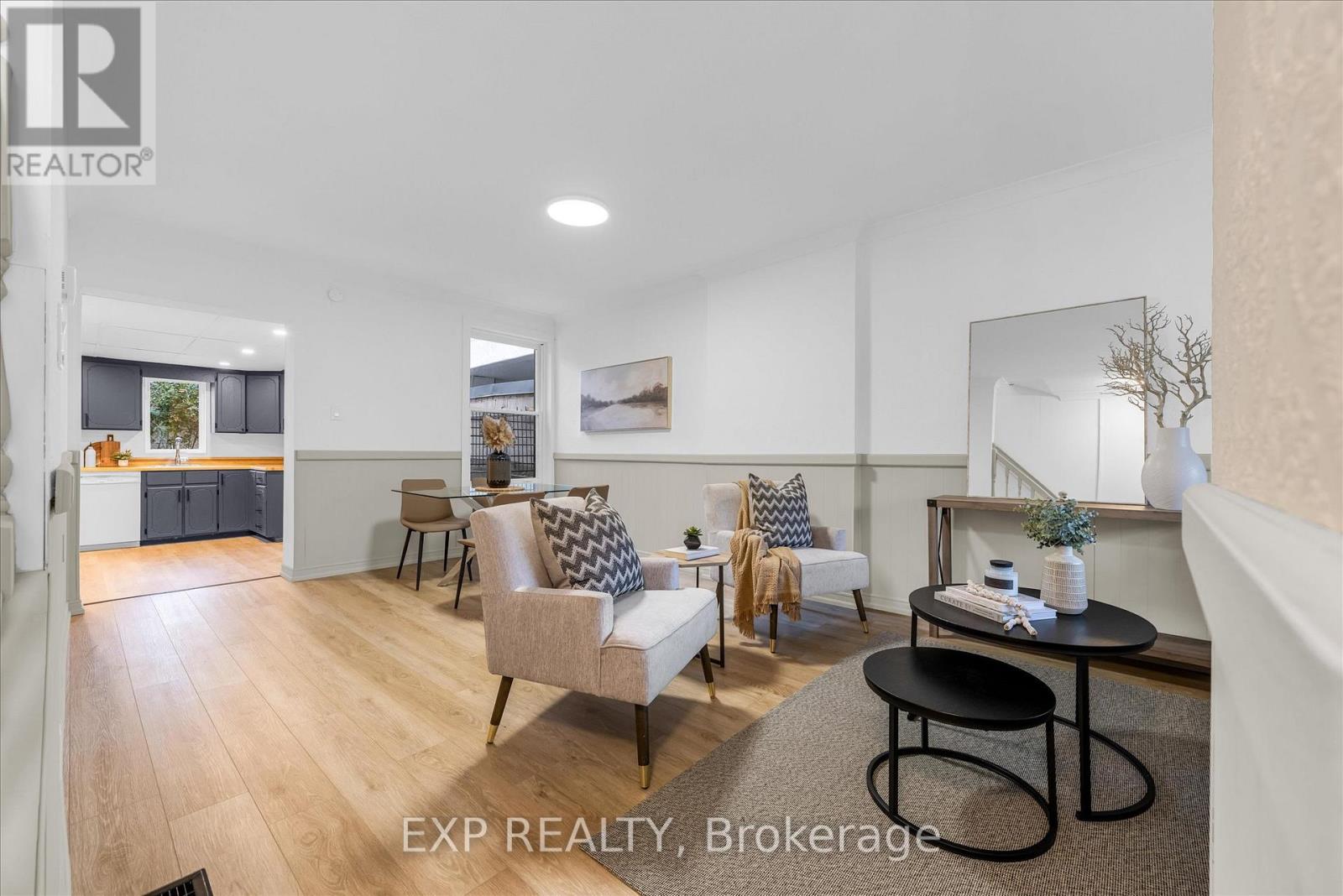 Residential in Hamilton (Corktown) 5
