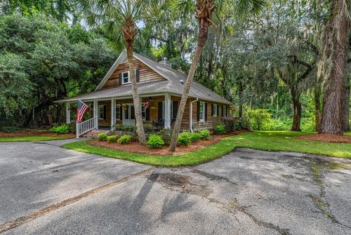 3338 Kings River Rd, Pawleys Island, SC, 29585-7600 | Card Image