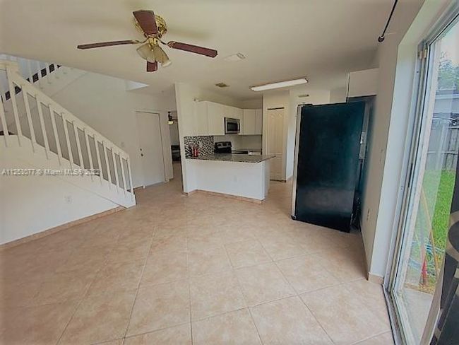 4611 Sw 152 Nd Ter, House other with 4 bedrooms, 3 bathrooms and null parking in Miramar FL | Image 13