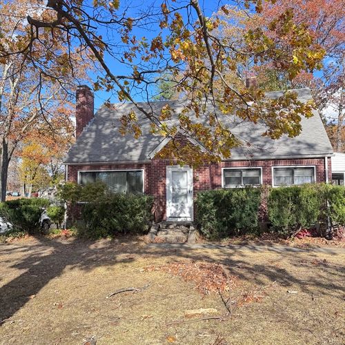 2-131 Worcester Providence Tpke, Millbury, MA, 01527-2507 | Card Image