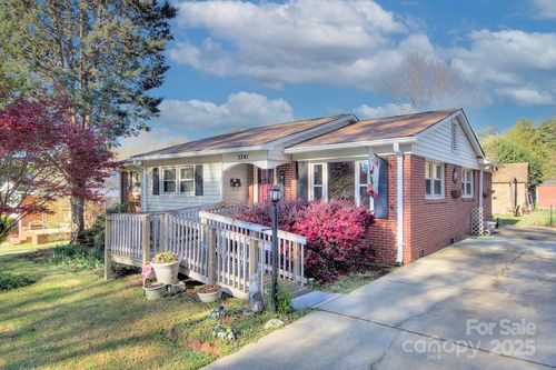 3241 Brixton Ct, Charlotte, NC, 28205-3332 | Card Image