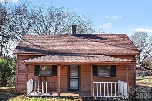 605 Kings Mountain St, Clover, SC, 29710-1221 | Card Image