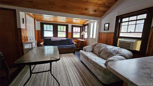 25 W Highland Dr, Smallwood, NY, 12778 | Card Image