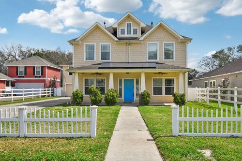 101 Borondo Reach, La Marque, TX, 77568-3084 | Card Image