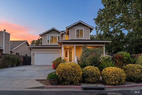125 Anish Way, Windsor, CA, 95492 | Card Image