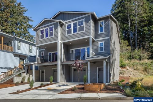 1502 Se Marine Ave, Lincoln City, OR, 97367 | Card Image
