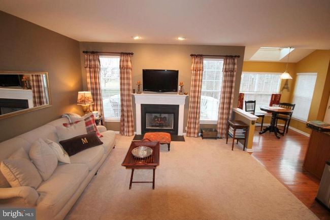 43154 Baltusrol Ter, Townhouse with 3 bedrooms, 3 bathrooms and null parking in ASHBURN VA | Image 6