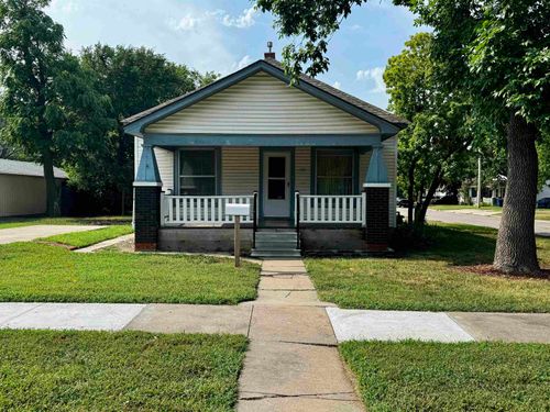 131 Sw 5th St, Newton, KS, 67114-4201 | Card Image