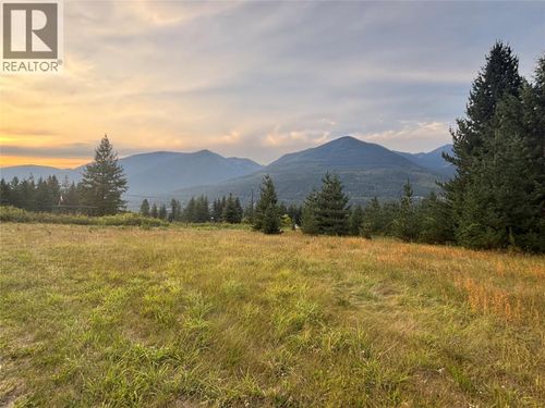 656 Coldwater Road, Procter, BC, V1L6R2 | Card Image