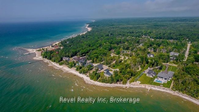 1749 Tiny Beaches Rd S, House other with 5 bedrooms, 3 bathrooms and 6 parking in Tiny ON | Image 32