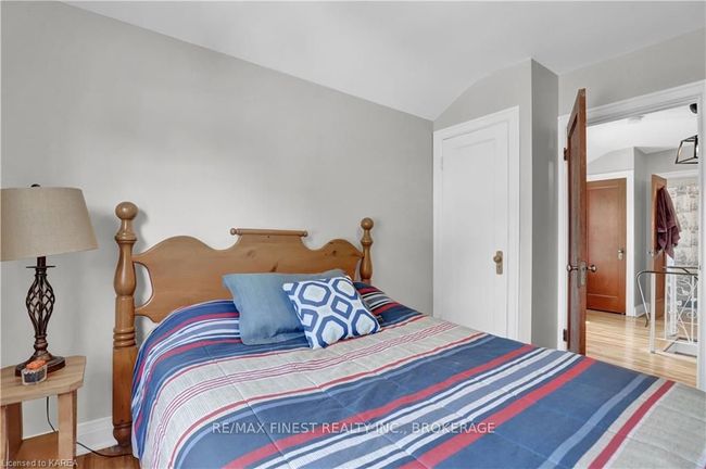 137 Hillendale Ave, House other with 3 bedrooms, 2 bathrooms and 5 parking in Kingston ON | Image 20