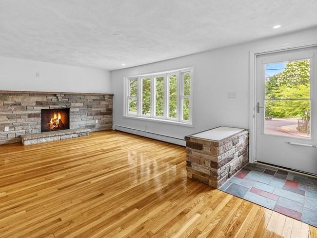 66 Danny Rd, House other with 3 bedrooms, 2 bathrooms and 2 parking in Boston MA | Image 6