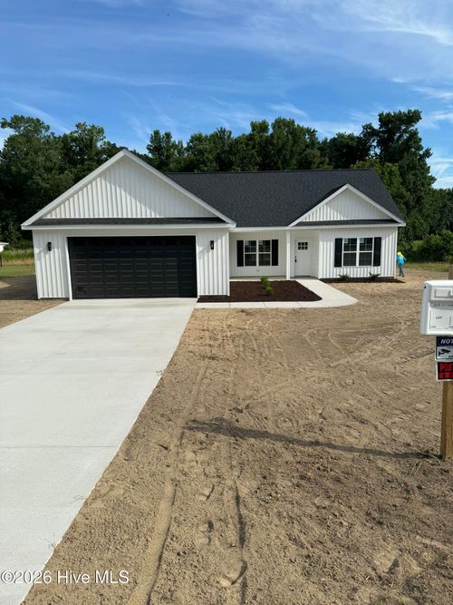 325 W Washington St, Bethel, NC, 27812-7513 | Card Image