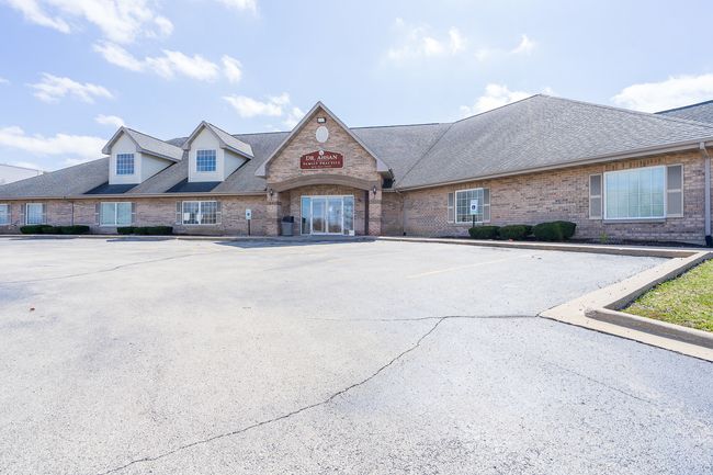 UNIT-400 - 1640 Willow Circle Dr, Home with 0 bedrooms, 0 bathrooms and null parking in Crest Hill IL | Image 15
