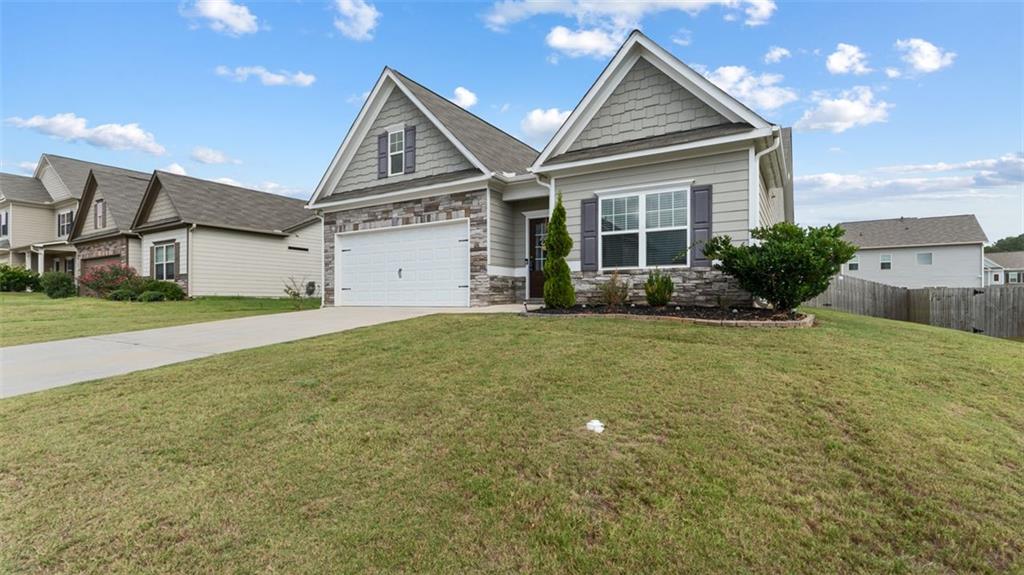 Sydney Way, Cartersville, GA 30120