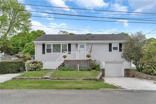 10 Read Ave, Warren, RI, 02885-2212 | Card Image