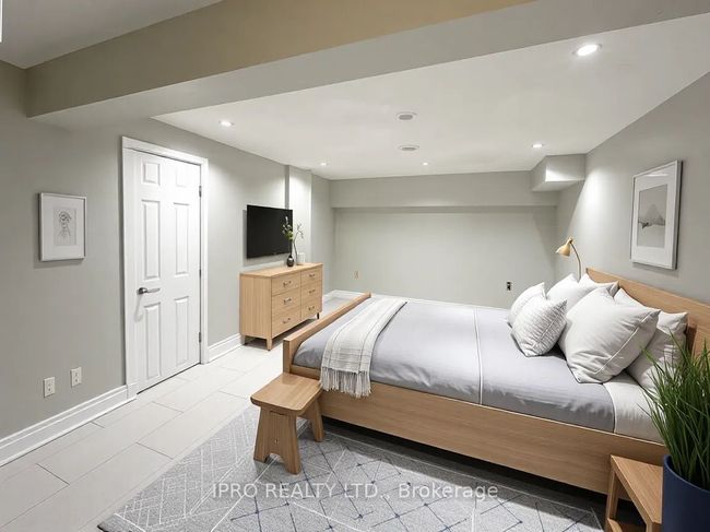 75 Admiral Rd, House other with 5 bedrooms, 2 bathrooms and 3 parking in Ajax ON | Image 11