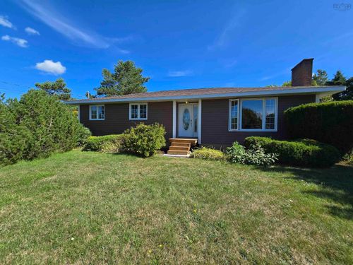 87 Green Meadows Dr, Sydney, NS, B1L1C7 | Card Image
