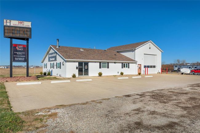 1665 S State St, Home with 0 bedrooms, 0 bathrooms and null parking in Jerseyville IL | Image 45
