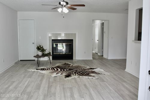12627 Enchanted Hollow Dr, JACKSONVILLE, FL, 32225-3048 | Card Image