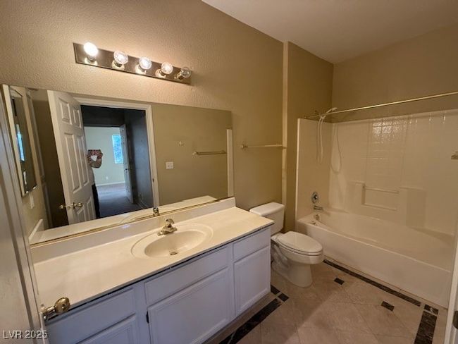 UNIT-233 - 9470 Peace Way, Condo with 2 bedrooms, 2 bathrooms and null parking in Las Vegas NV | Image 14