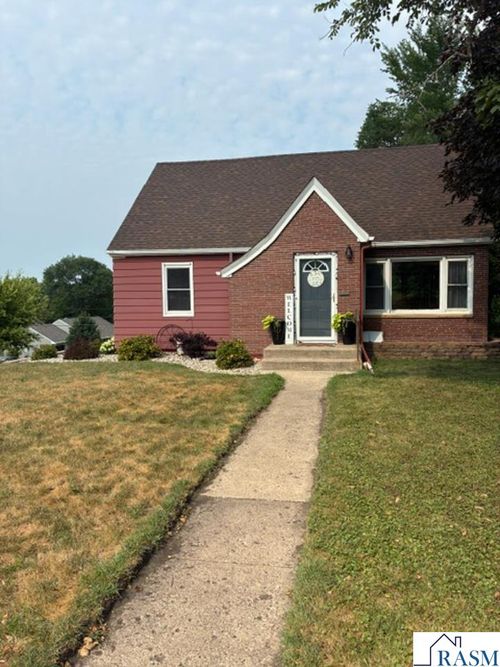 801 S Broadway Street, New Ulm, MN, 56073 | Card Image