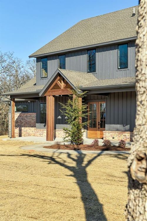 21205 Reserve Circle, Harrah, OK, 73045 | Card Image