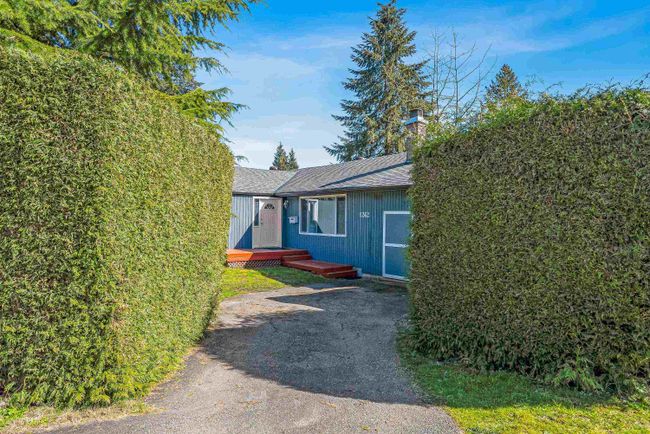 1242 Prairie Avenue, House other with 4 bedrooms, 3 bathrooms and 2 parking in Port Coquitlam BC | Image 3