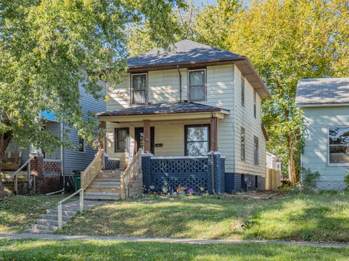 309 S 4th St, MOBERLY, MO, 65270-3425 | Card Image