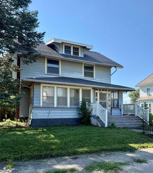 513 West St, Reinbeck, IA, 50669-1350 | Card Image