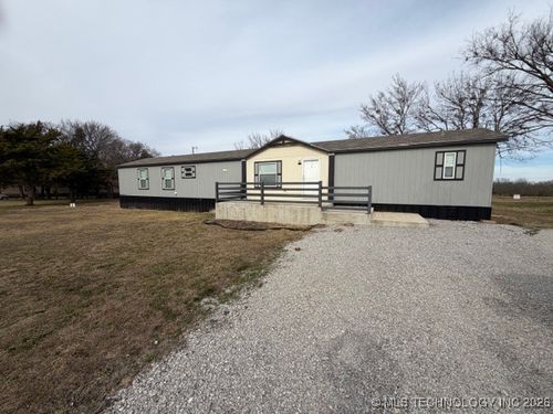 13702 Honduras Dr, Kingston, OK, 73439-8583 | Card Image