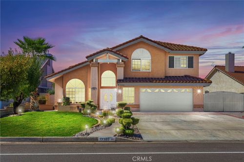 13880 Driftwood Drive, Victorville, CA, 92395 | Card Image