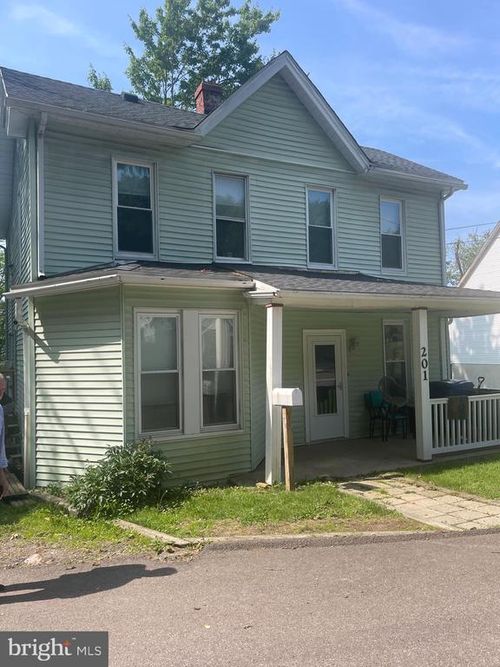 201 Bowery St, FROSTBURG, MD, 21532-2249 | Card Image