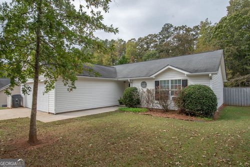 37 Canterbury Dr, Grantville, GA, 30220-2025 | Card Image