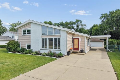 3425 Harris Dr, Northbrook, IL, 60062-2222 | Card Image