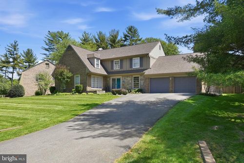 7556 Pepperell Dr, BETHESDA, MD, 20817-4655 | Card Image