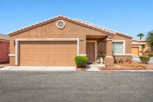 5234 Panguitch Dr, Las Vegas, NV, 89122-8333 | Card Image