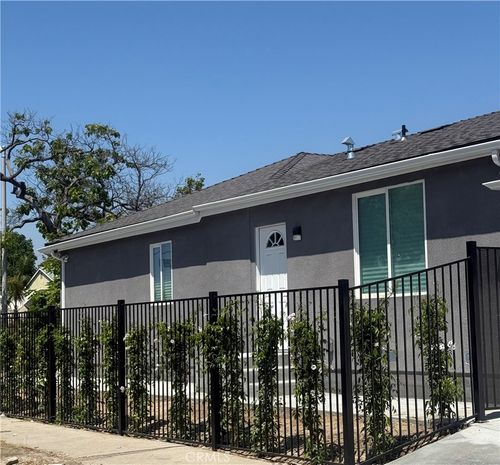 11156 Wyandotte St, Sun Valley, CA, 91352-5058 | Card Image
