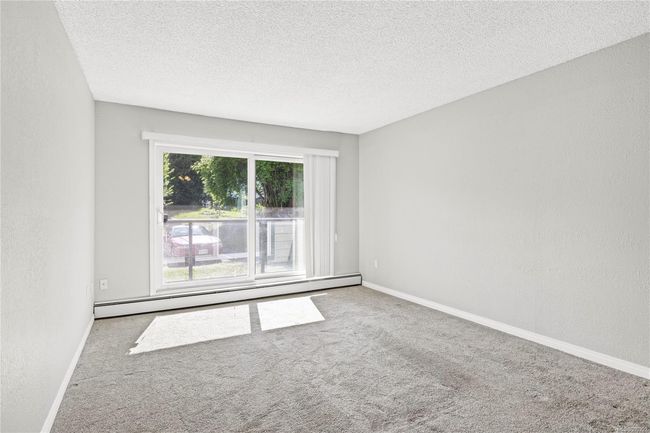 202 - 218 Bayview Ave, Condo with 2 bedrooms, 1 bathrooms and null parking in Ladysmith BC | Image 7