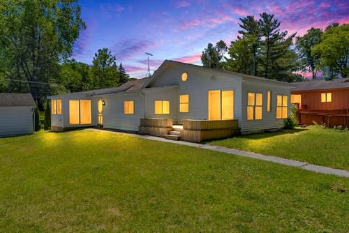 3735 Haynes Ct, Burtchville, MI, 48059-1620 | Card Image
