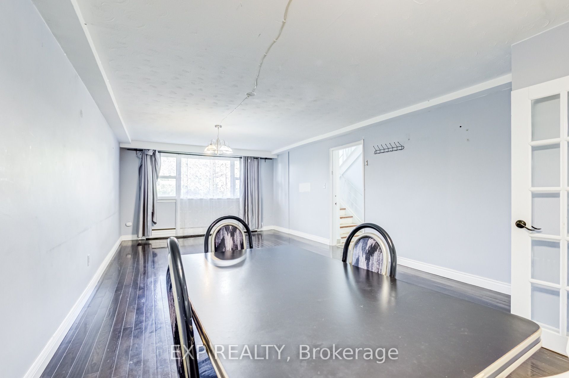 Residential Lease in Toronto W04 3