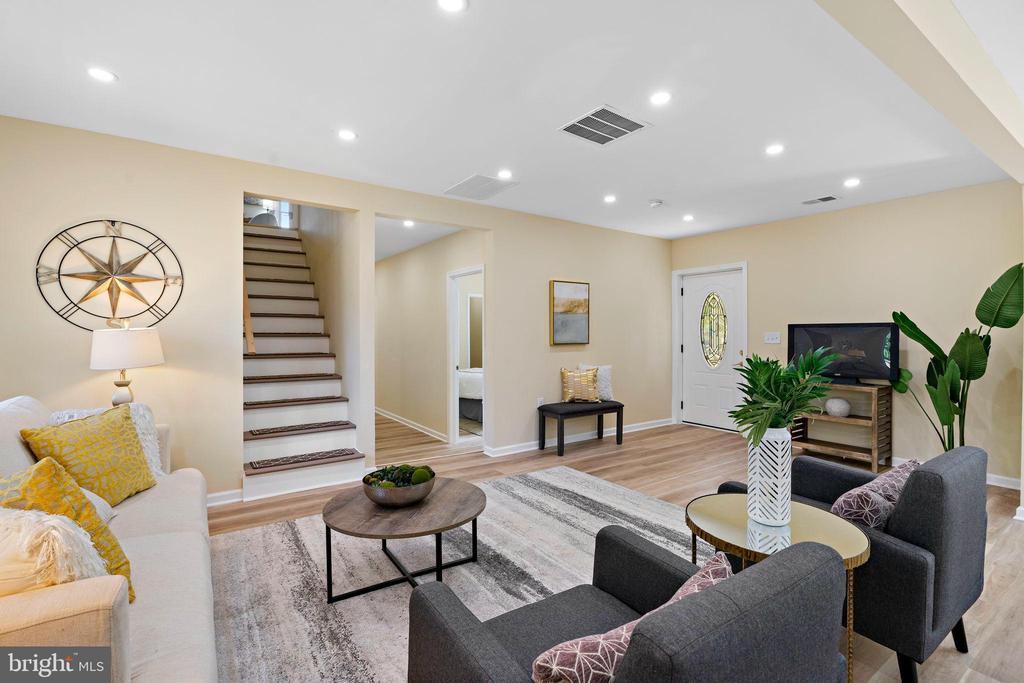 Pine Ln, Accokeek, MD 20607