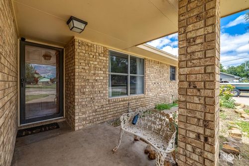 606 Nichols St, Rowena, TX, 76875-3665 | Card Image